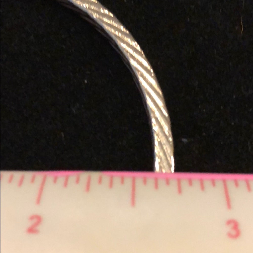 Silver patterned bracelet - Picture 3 of 3